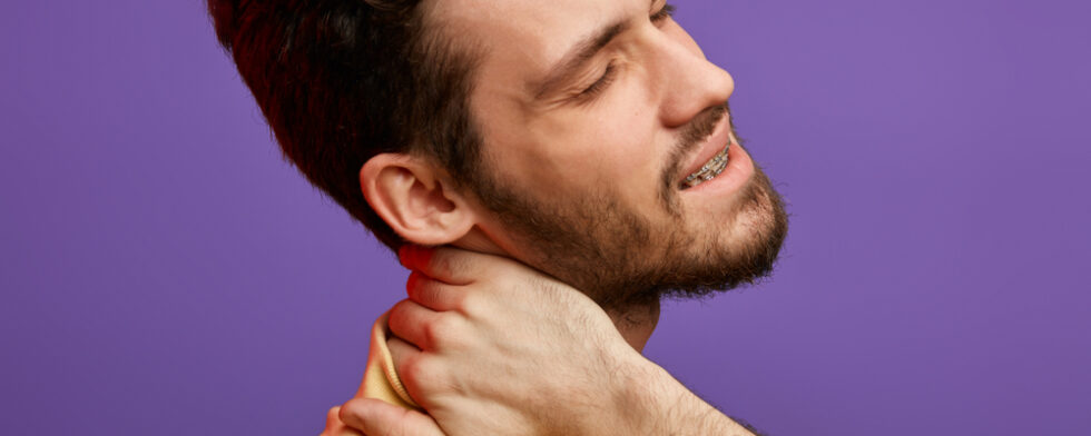 What Is The Difference Between Neck Pain And Stiff Neck